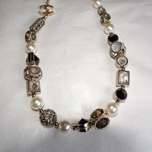 Chanel Pearl Crystal Necklace Vintage